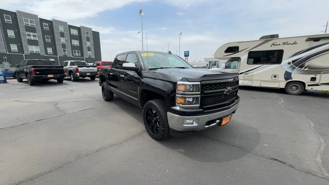 Used 2015 Chevrolet Silverado 1500 LTZ AWD/4WD image 2