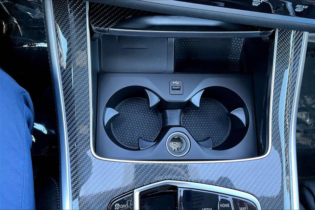 New 2026 BMW X5 M60i AWD/4WD image 15
