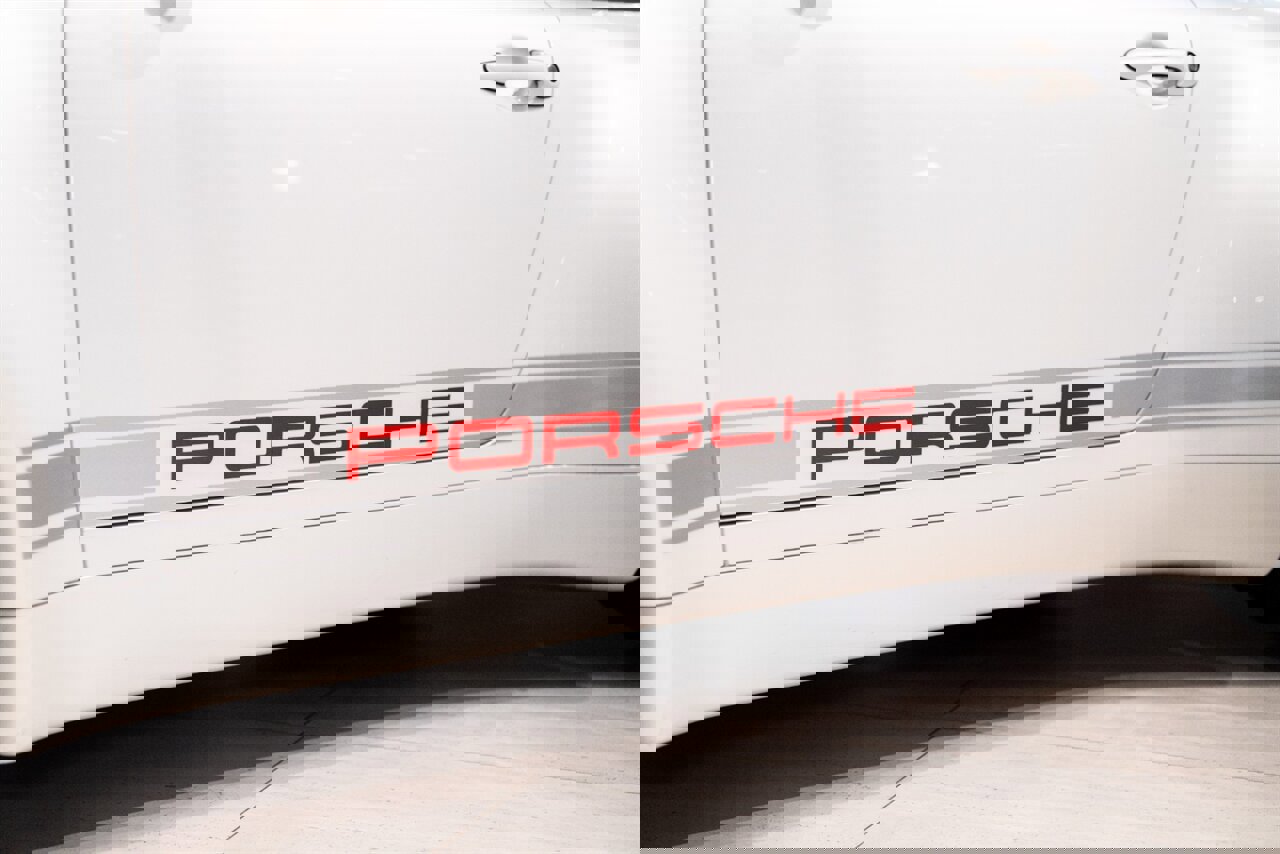 Used 1995 Porsche 911 Carrera image 12