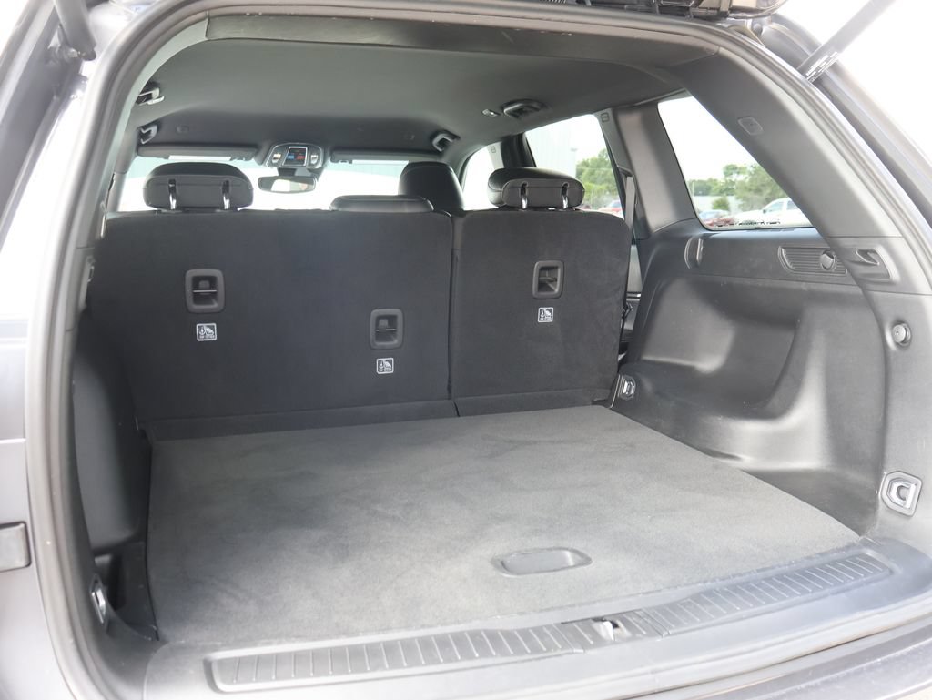 Used 2023 Jeep Grand Cherokee Altitude AWD/4WD image 15