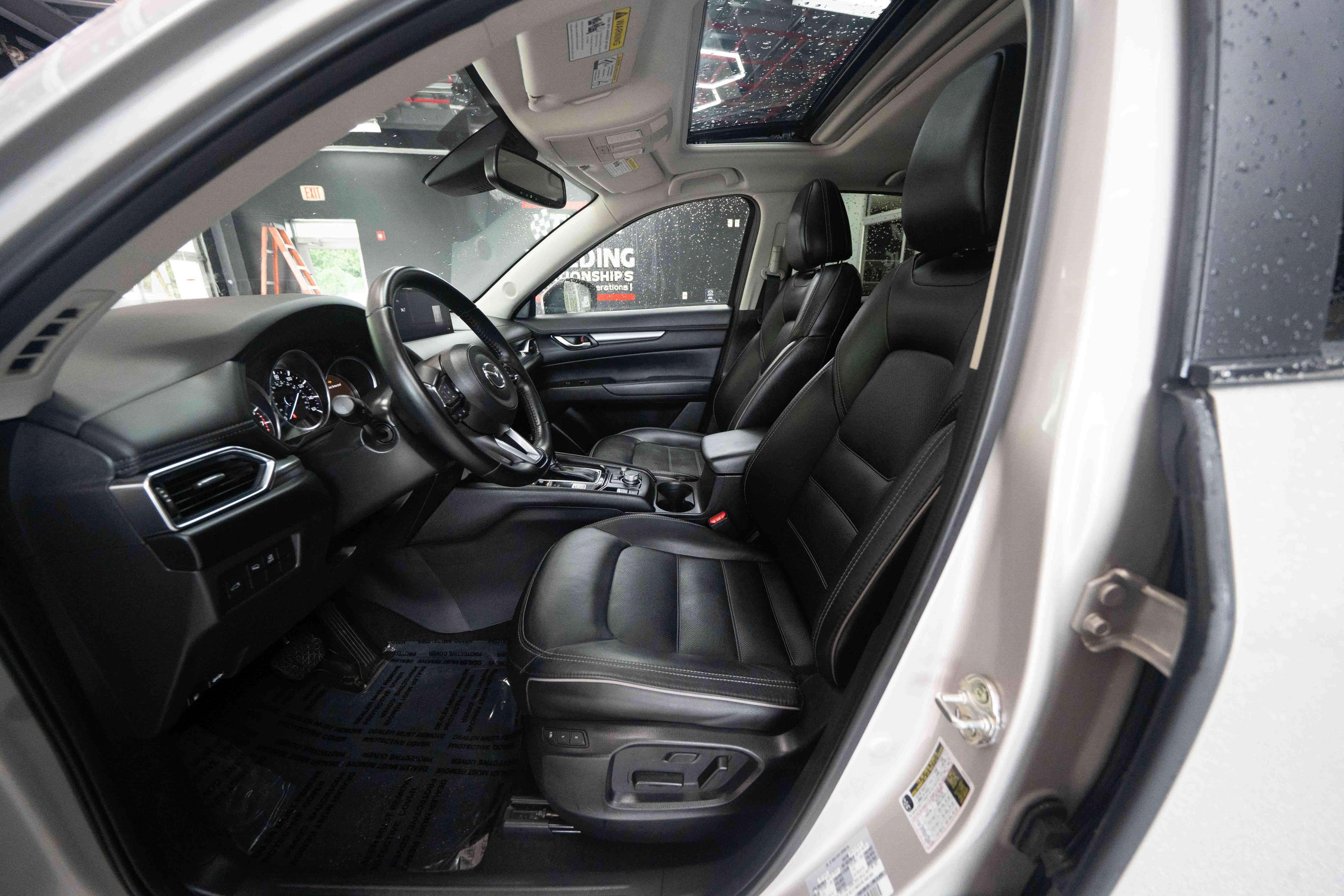 Used 2025 MAZDA CX-5 AWD 2.5 S w/ Preferred Package image 9
