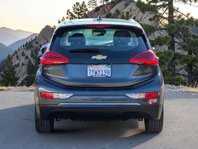 Used 2017 Chevrolet Bolt Premier w/ Driver Confidence II Package FWD image 6