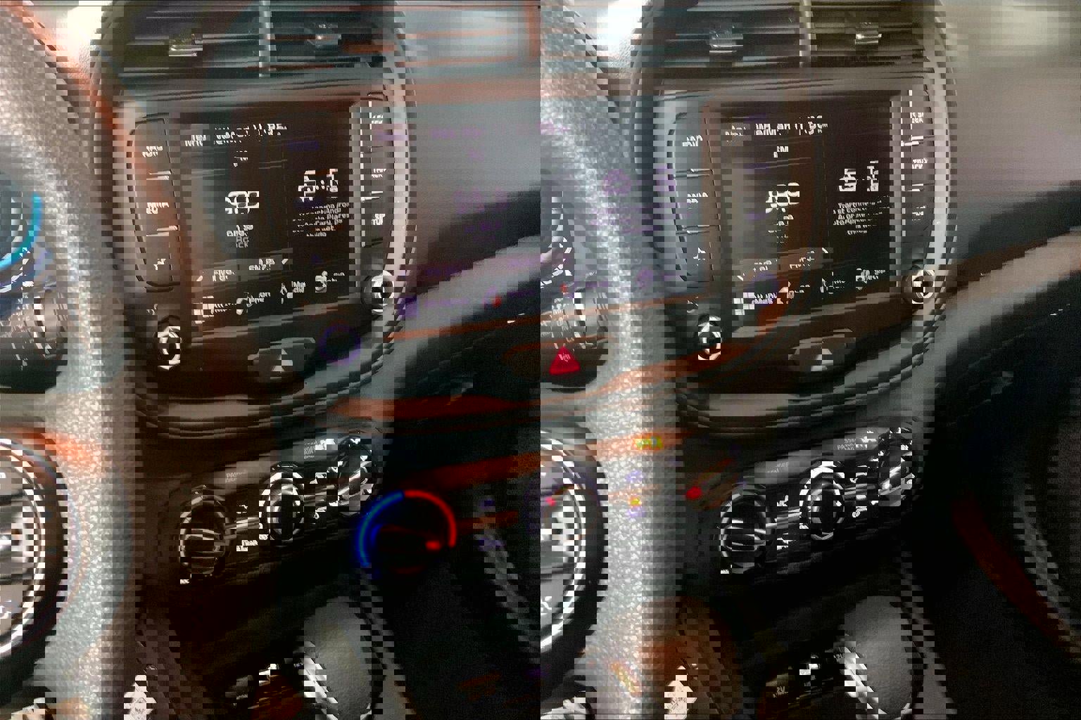 Used 2025 Kia Soul LX image 6