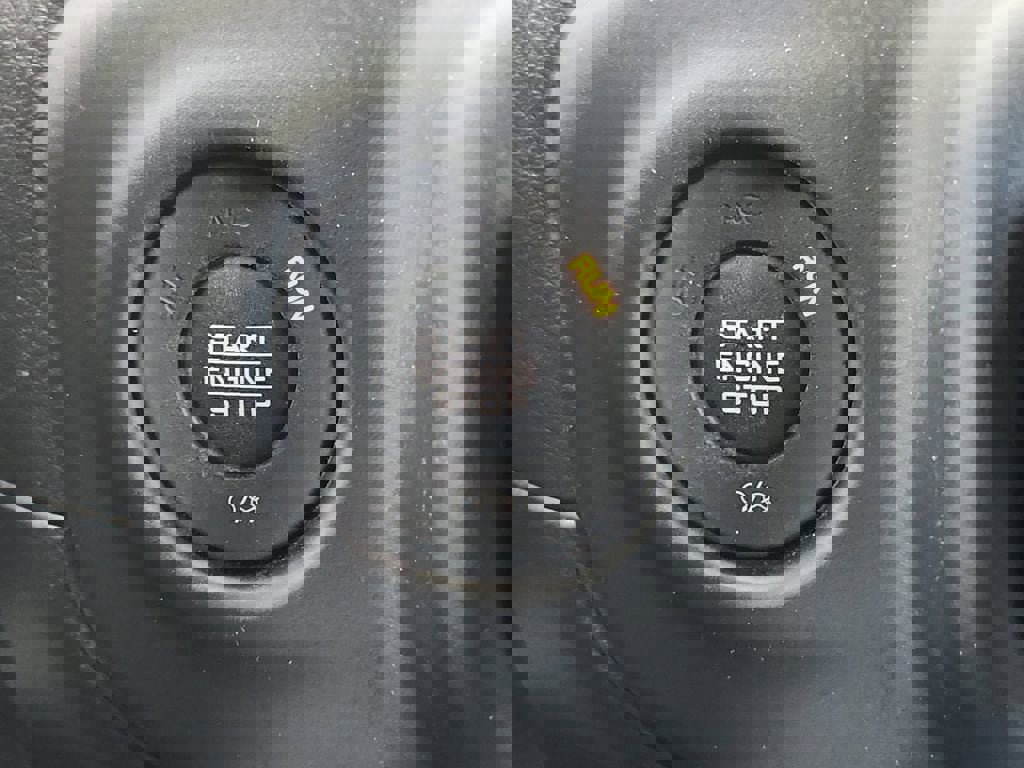 Used 2020 Jeep Gladiator Rubicon w/ Cold Weather Group image 28