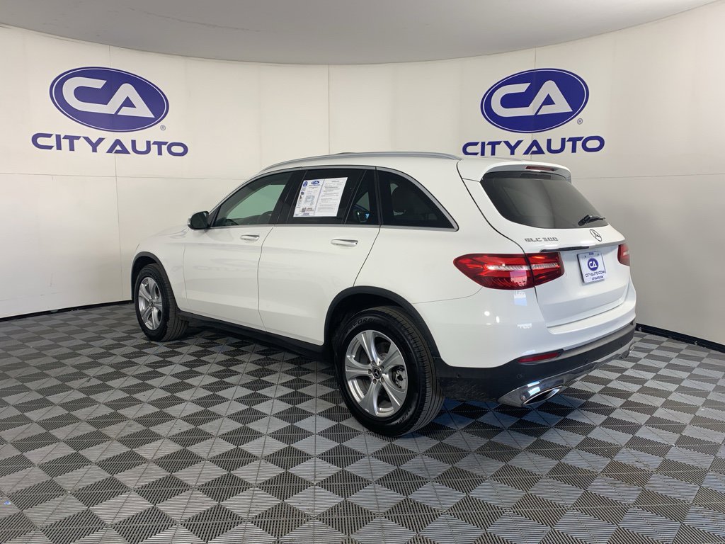 Used 2018 Mercedes-Benz GLC 300 image 5
