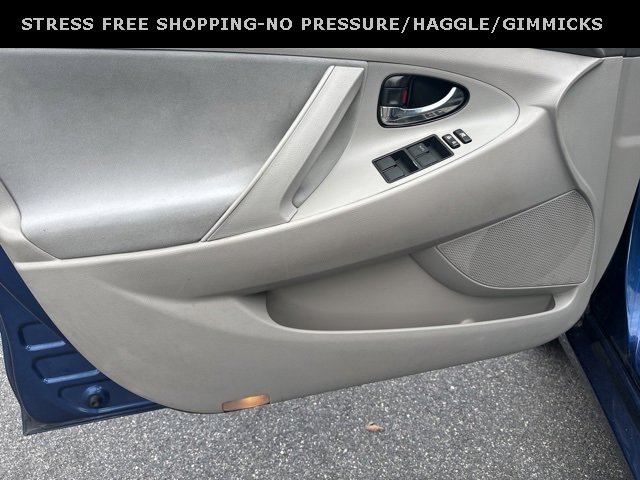 Used 2009 Toyota Camry LE image 6