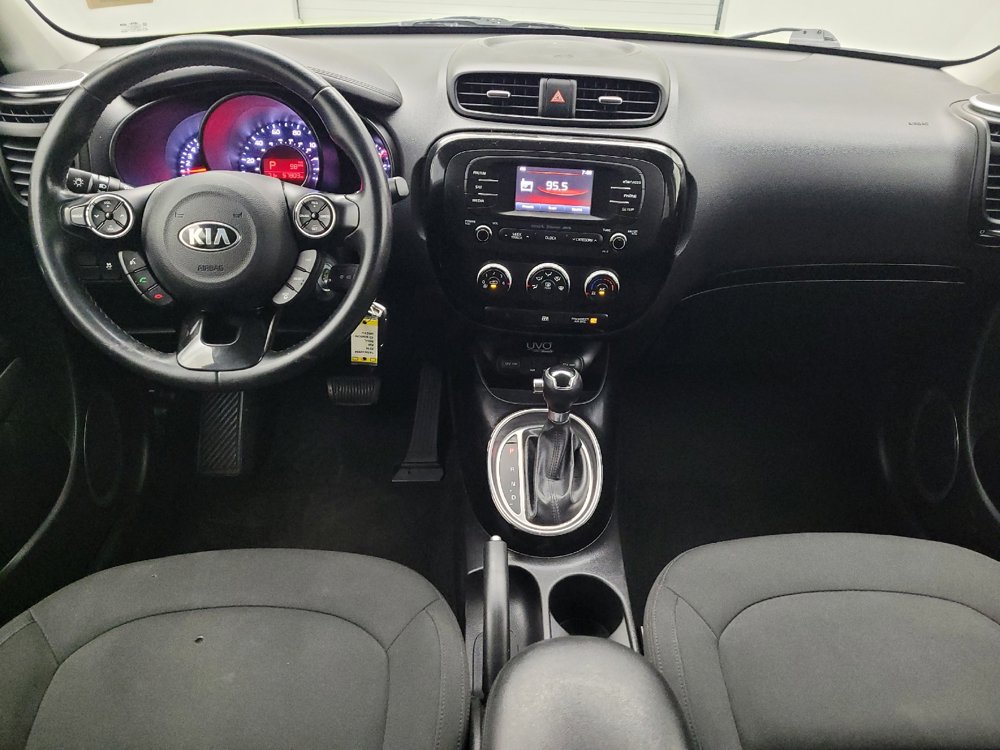 Used 2014 Kia Soul ! FWD image 22
