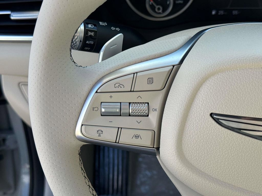 New 2026 Genesis G70 2.5T Prestige image 25