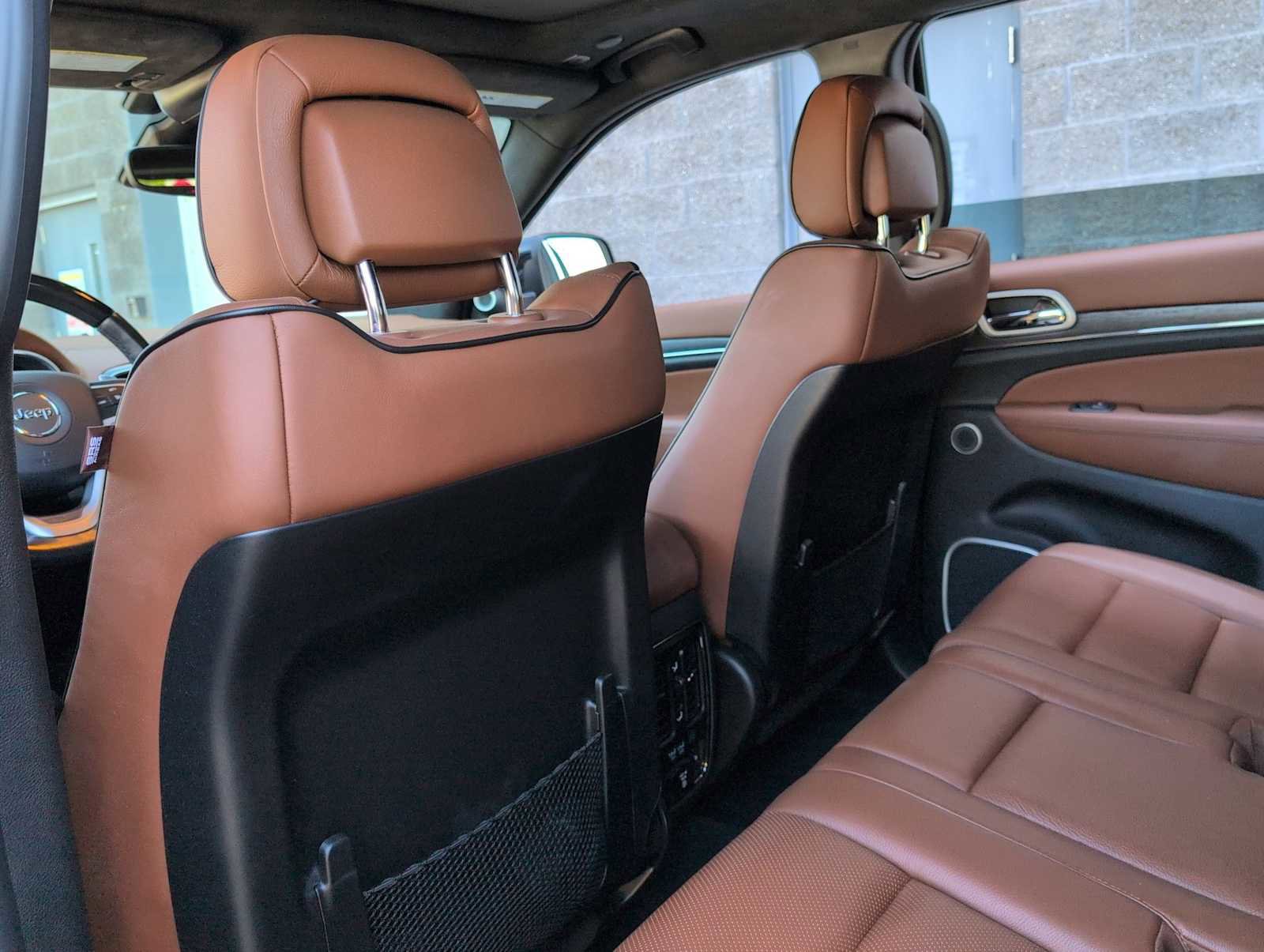 Used 2020 Jeep Grand Cherokee Summit w/ Platinum Series Group image 18