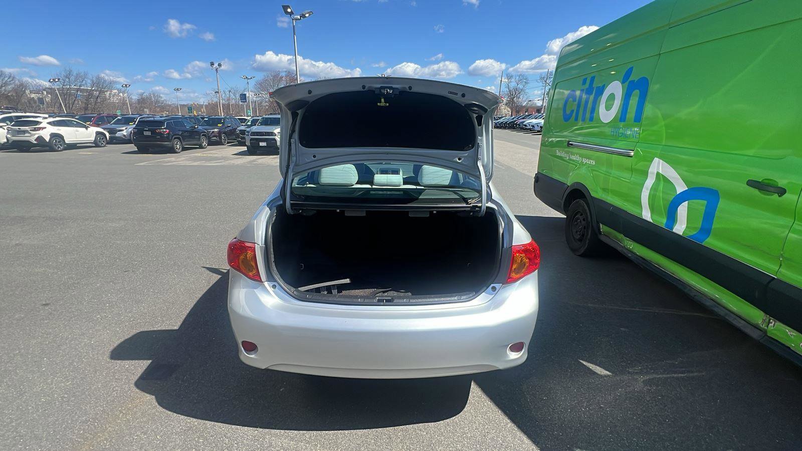 Used 2010 Toyota Corolla LE FWD image 25