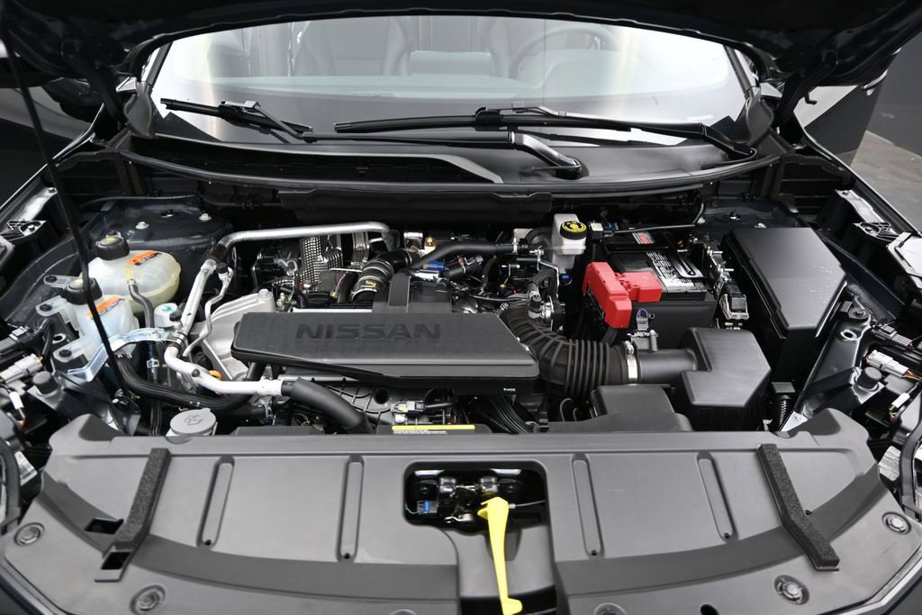 Certified 2026 Nissan Rogue Dark Armor FWD image 15