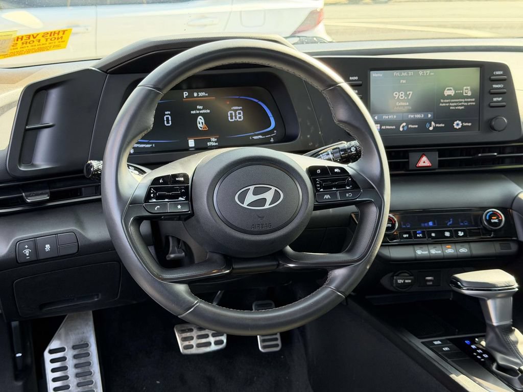 Certified 2025 Hyundai Elantra Sport FWD image 15