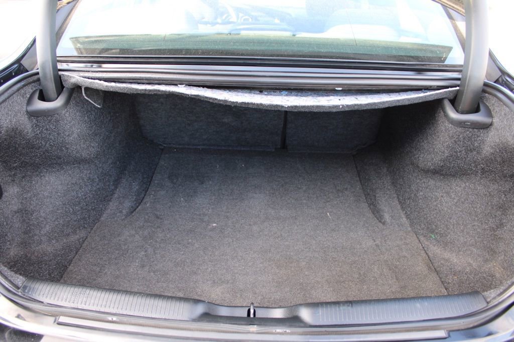 Used 2017 Dodge Charger R/T image 10