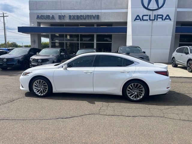 Used 2020 Lexus ES 350 w/ Accessory Package 2 FWD image 3