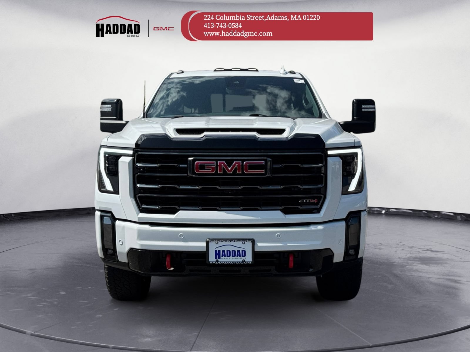 Used 2024 GMC Sierra 2500 AT4 w/ AT4 Premium Plus Package AWD/4WD image 2