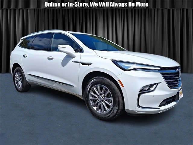 Used 2024 Buick Enclave Essence
