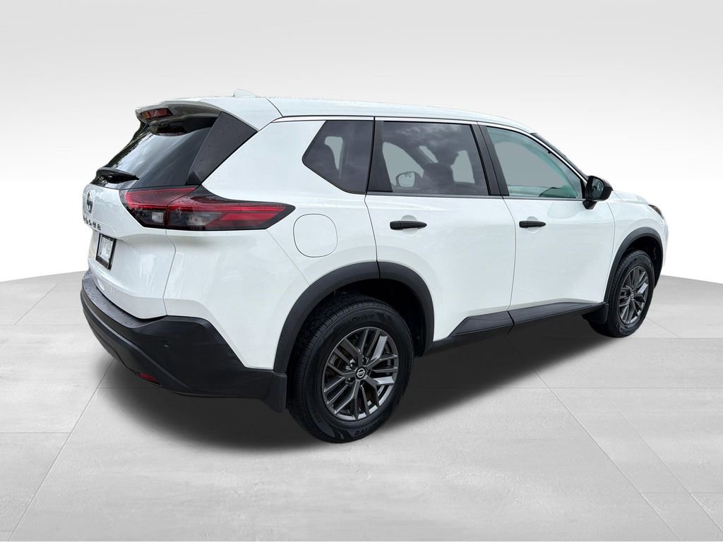 Used 2021 Nissan Rogue S FWD image 7
