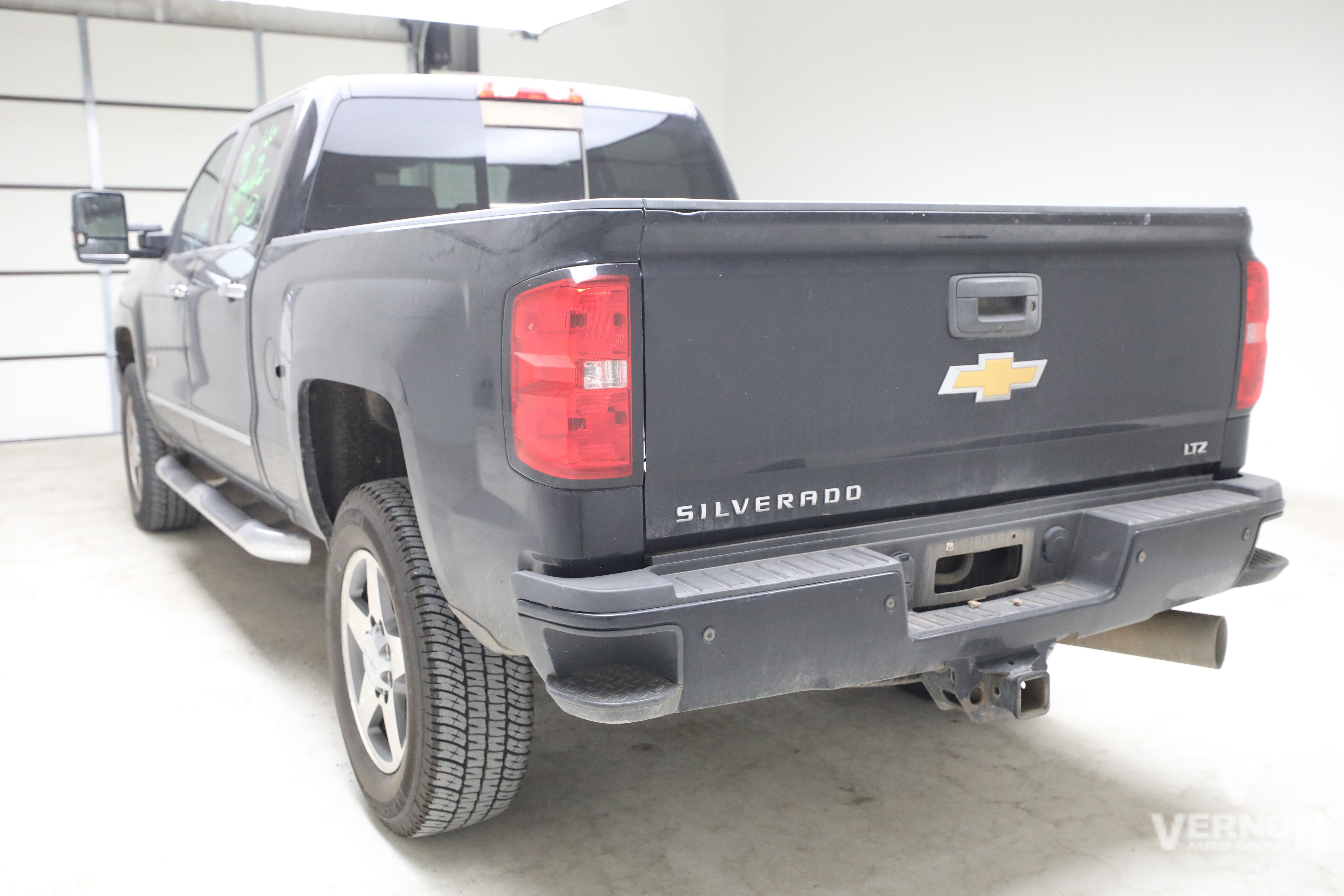 Used 2019 Chevrolet Silverado 2500 LTZ w/ Duramax Plus Package AWD/4WD image 2