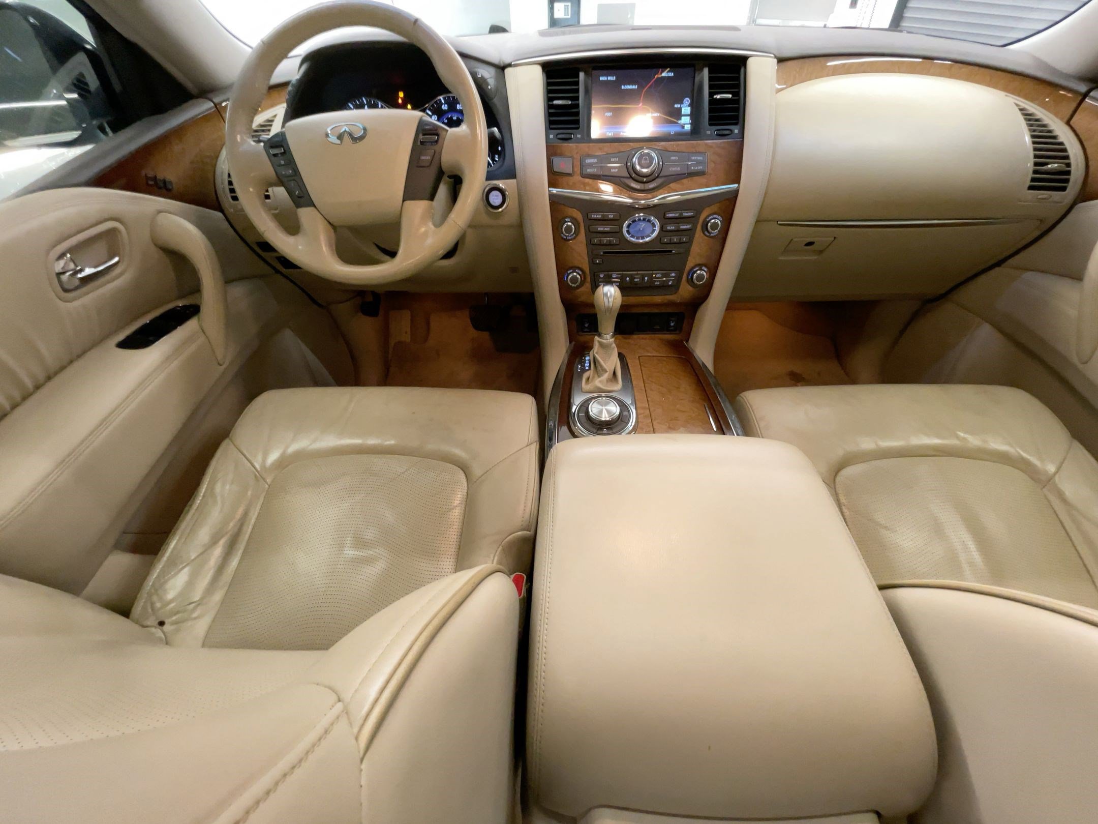 Used 2011 INFINITI QX56 4WD w/ Theater Pkg image 27