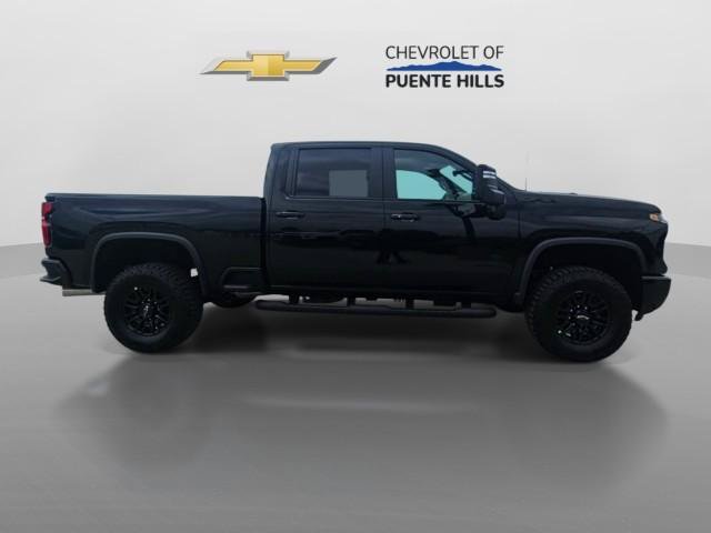New 2026 Chevrolet Silverado 2500 ZR2 w/ LPO, Dark Essentials Package AWD/4WD image 9