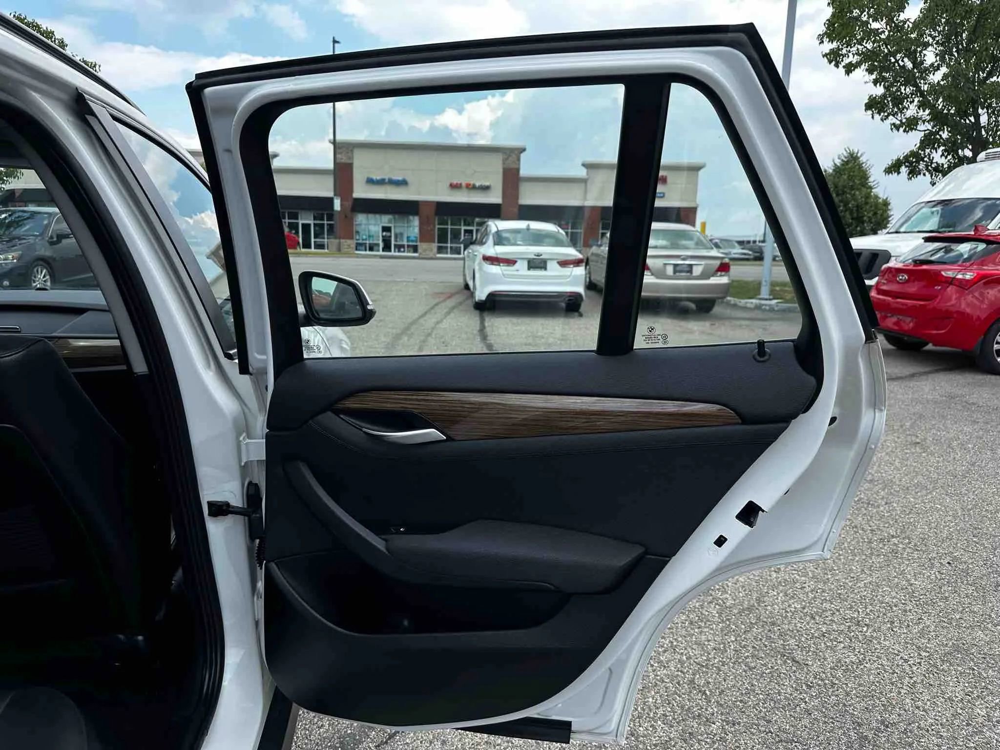 Used 2013 BMW X1 xDrive28i image 47