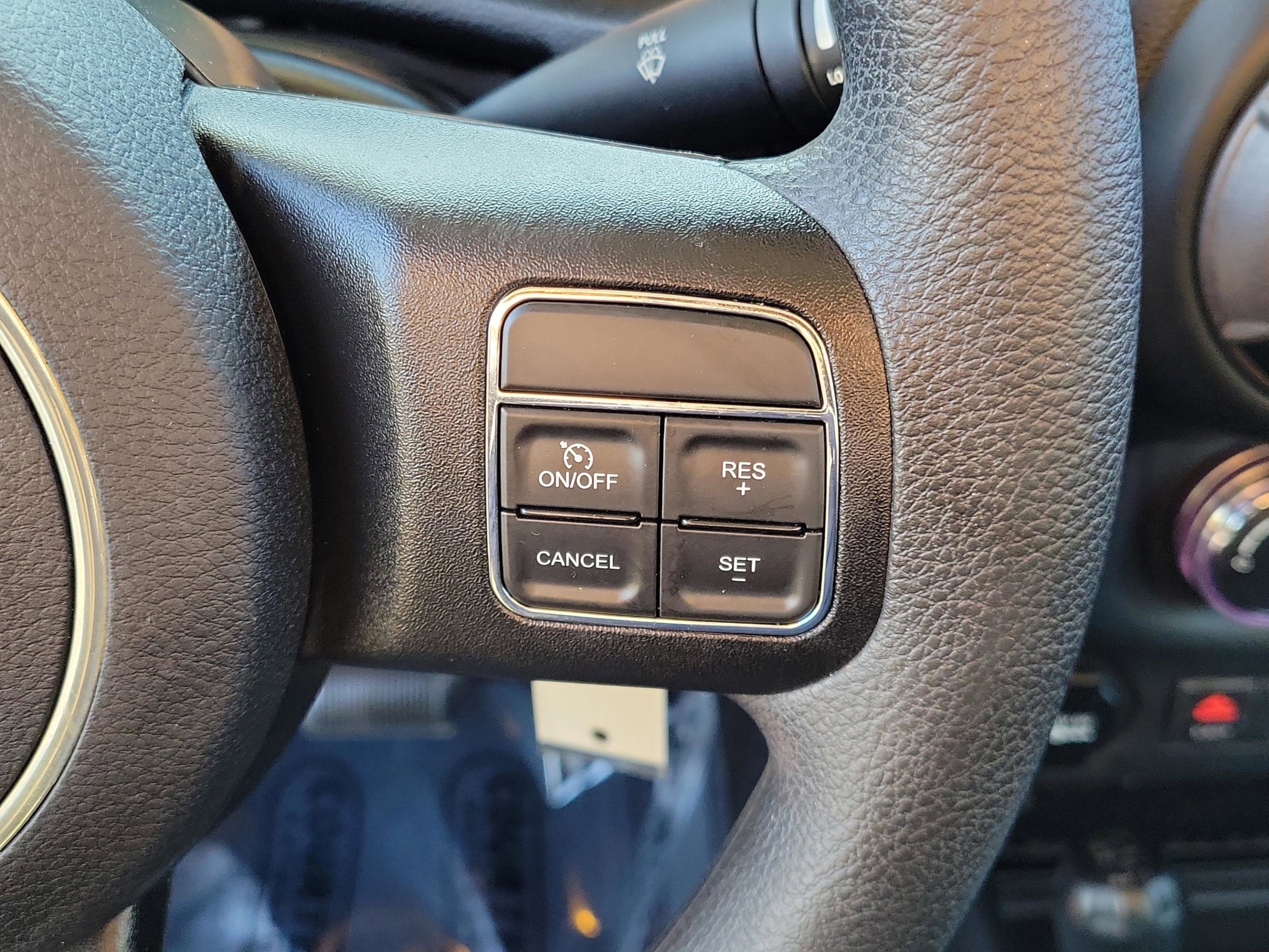 Used 2015 Jeep Wrangler Sport image 19