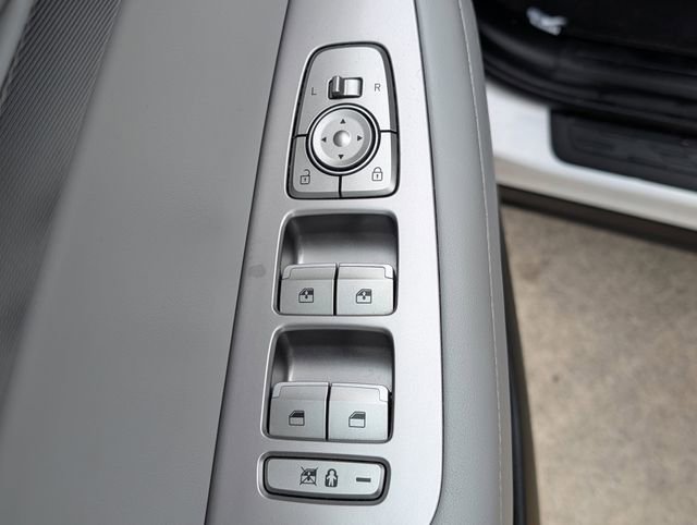 Used 2020 Hyundai Palisade SEL w/ Premium Package image 11