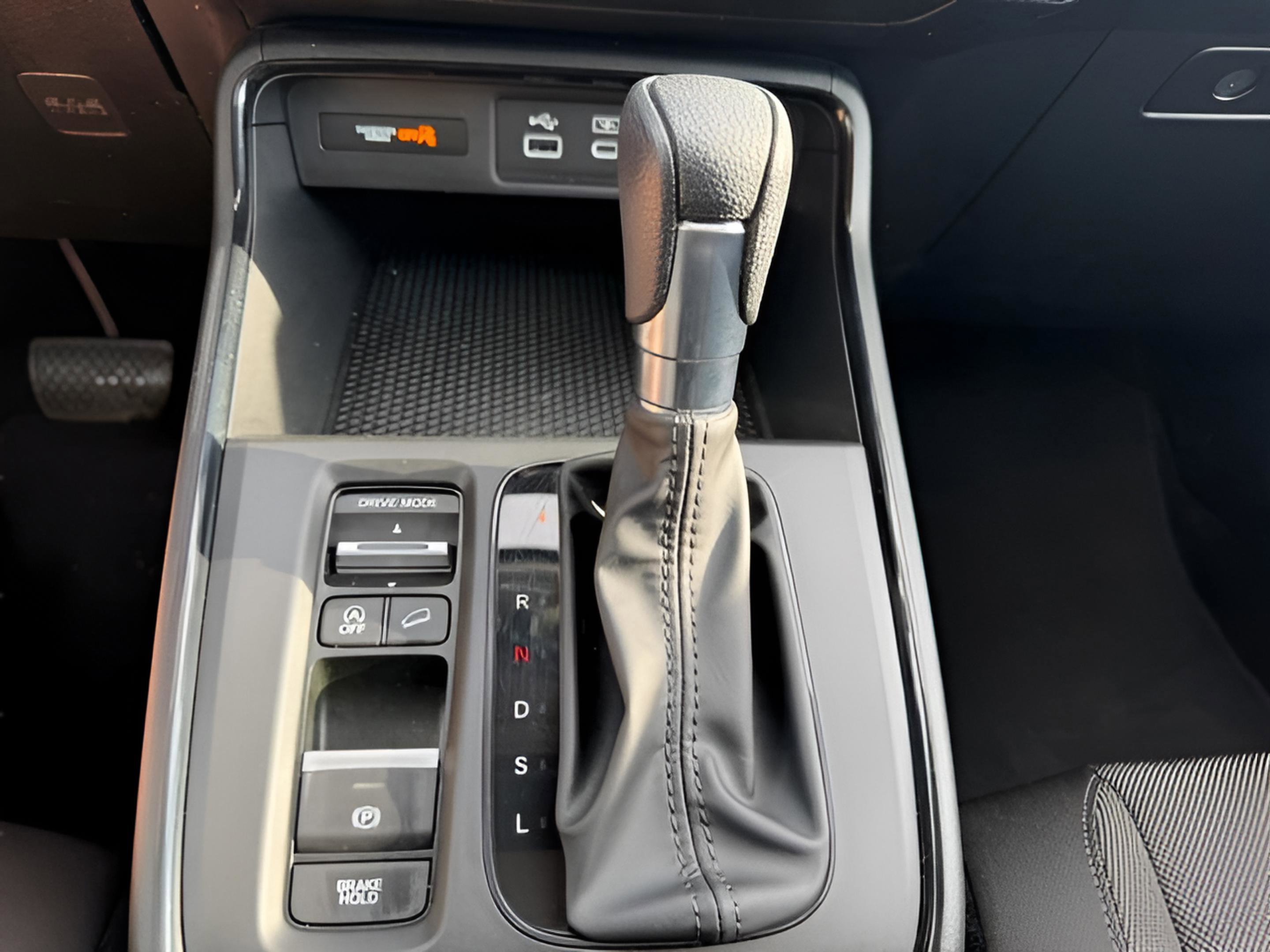 Used 2023 Honda CR-V EX image 17