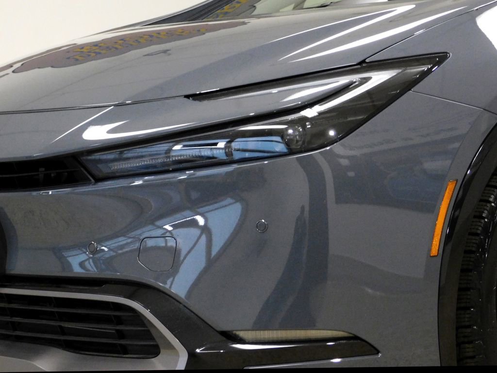 Used 2024 Toyota Prius XLE image 20