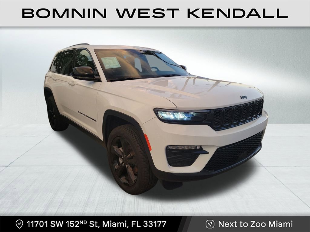 Used 2025 Jeep Grand Cherokee Limited w/ Black Appearance Package