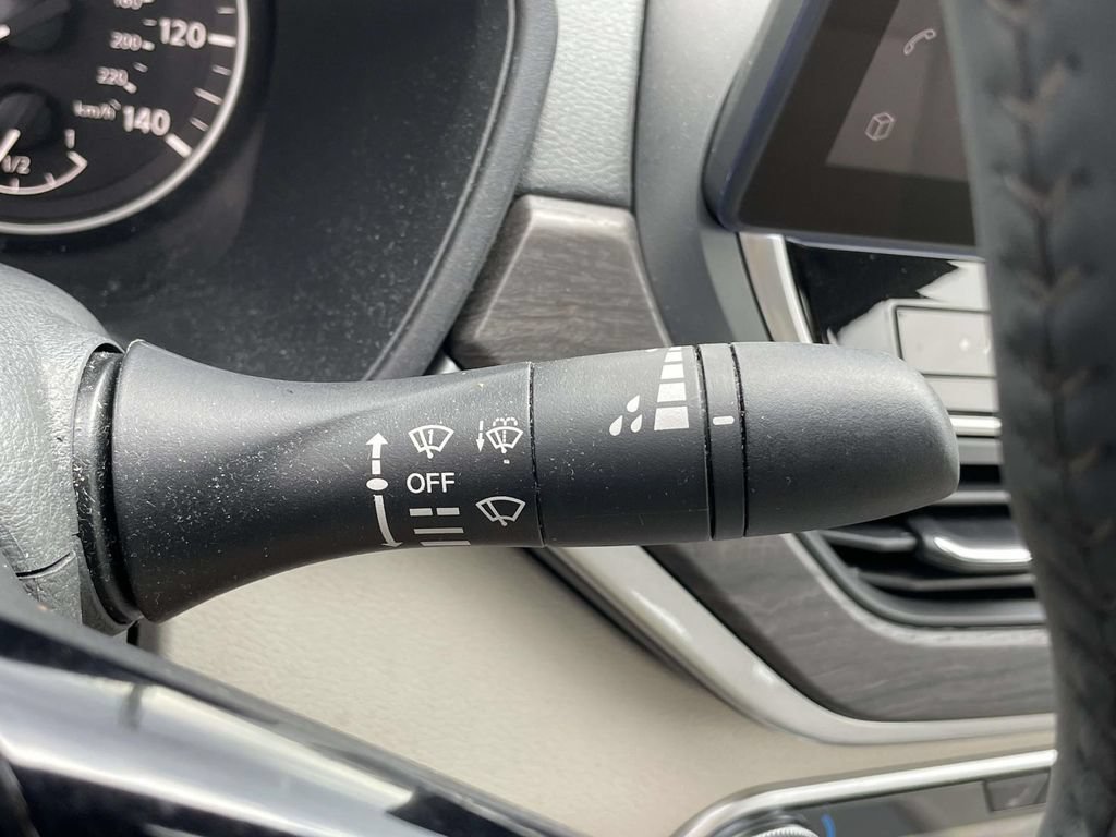 Used 2024 Nissan Altima 2.5 SL FWD image 31