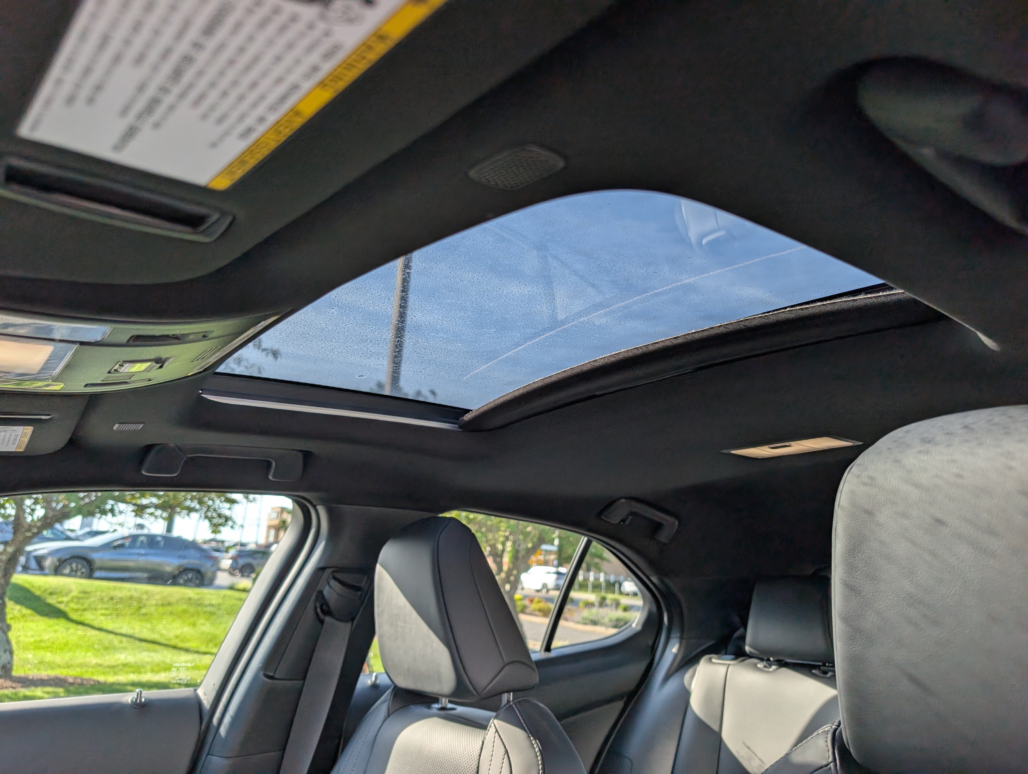 Certified 2025 Lexus UX 300h AWD w/ Accessory Package (Z1) image 32