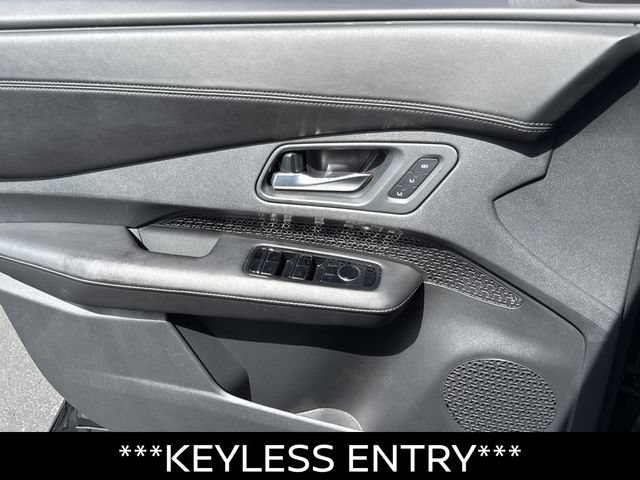 Certified 2024 Nissan Ariya AWD image 10