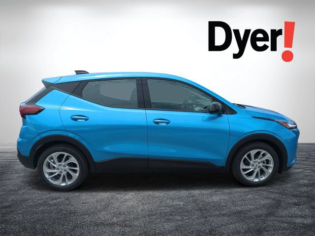New 2027 Chevrolet Bolt LT w/ Comfort Package FWD image 2