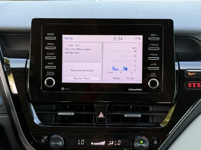 Used 2022 Toyota Camry LE FWD image 16