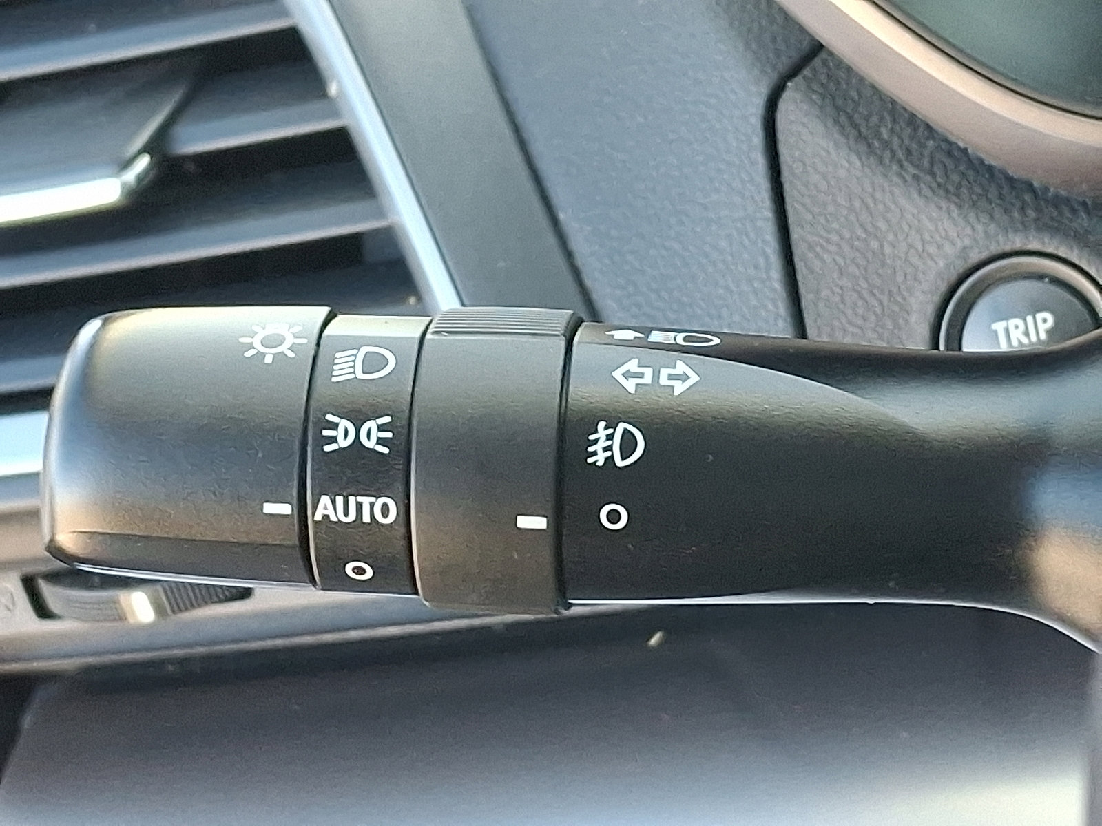 Used 2023 Subaru Crosstrek 2.5i Limited w/ Moonroof Package image 27