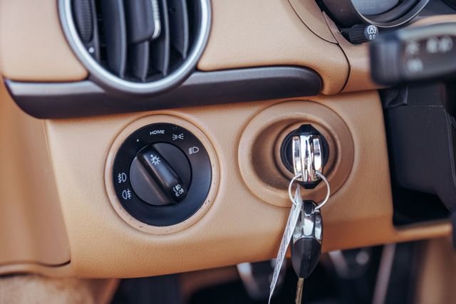 Used 2006 Porsche Boxster image 55