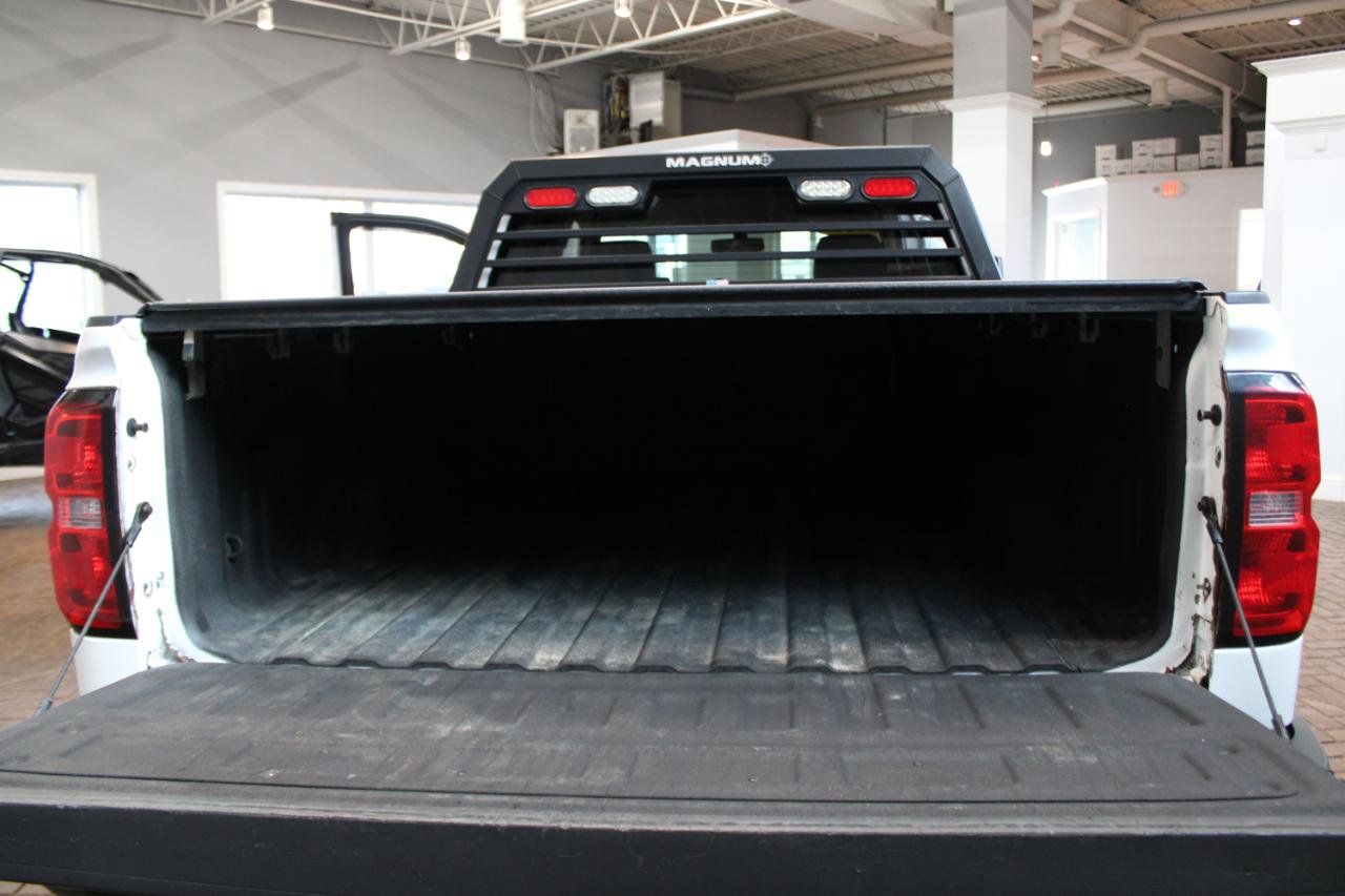 Used 2017 Chevrolet Silverado 2500 W/T w/ Snow Plow Prep Package image 9