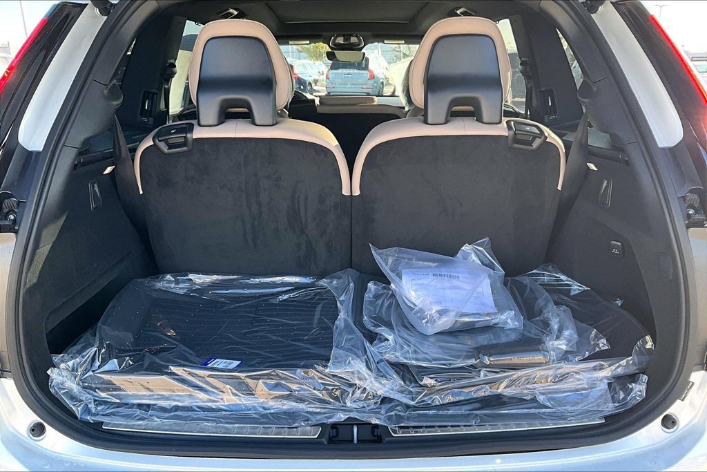 New 2026 Volvo XC90 B6 Ultra w/ Protection Package AWD/4WD image 39