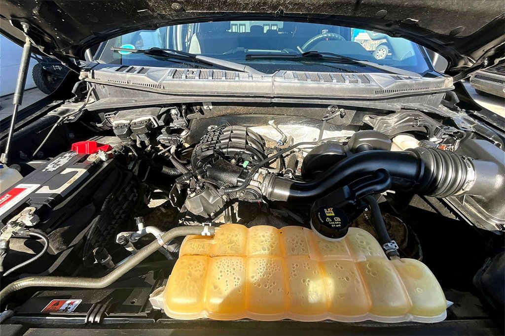 Used 2016 Ford F150 XLT w/ XTR Package image 29