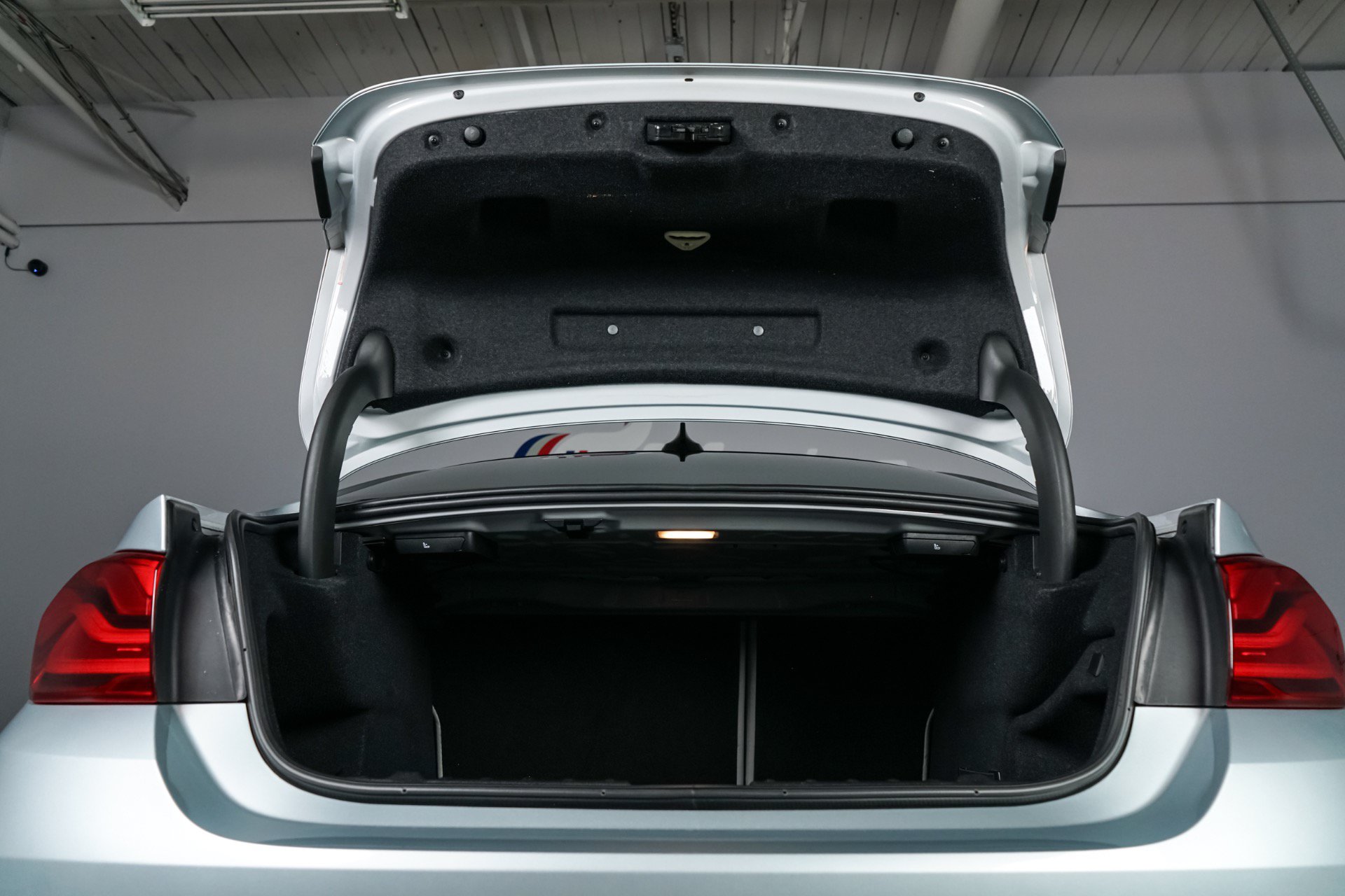 Used 2015 BMW M4 Coupe RWD image 40