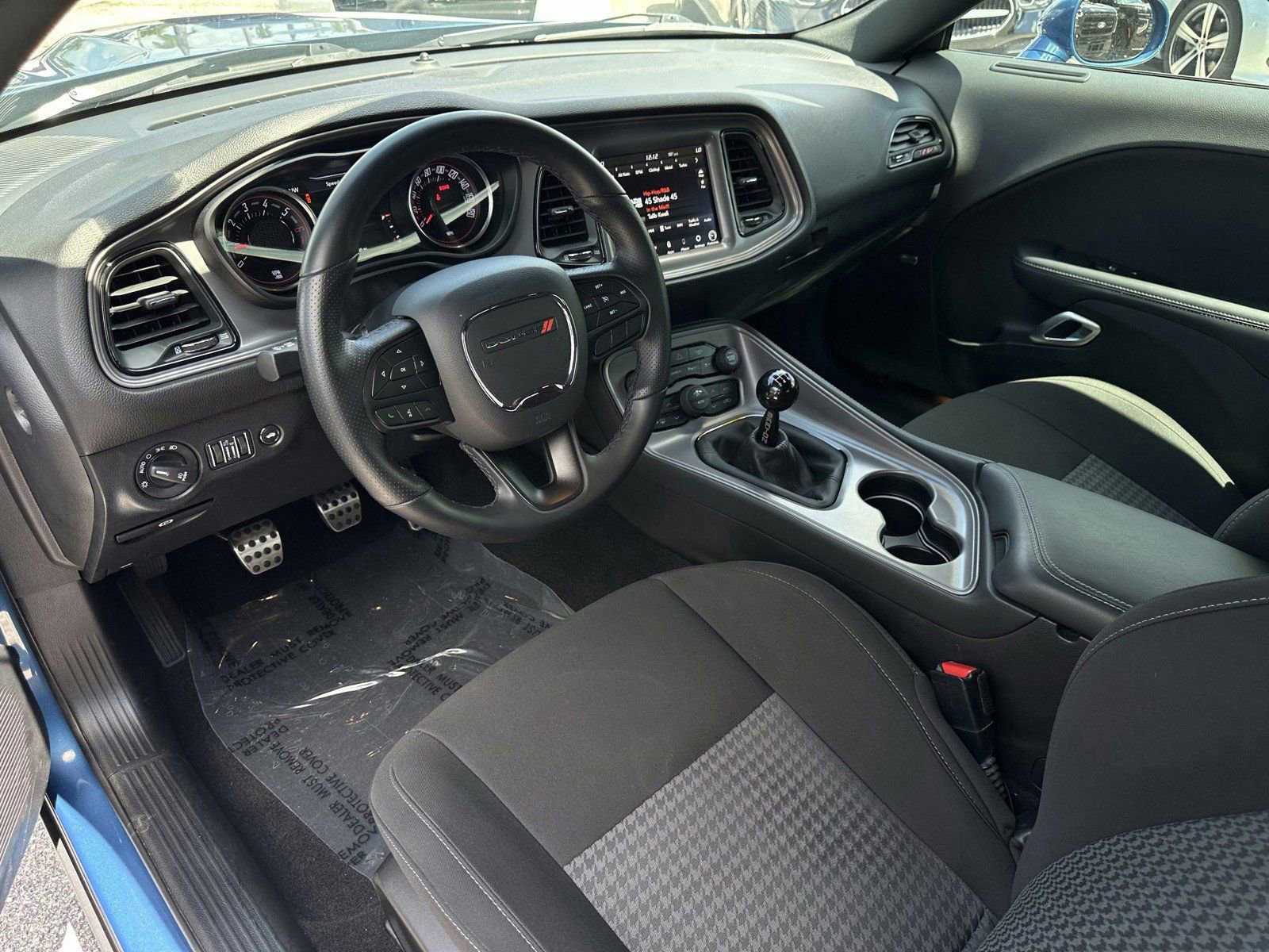 Used 2023 Dodge Challenger R/T Scat Pack w/ Scat Pack Stripe RWD image 10