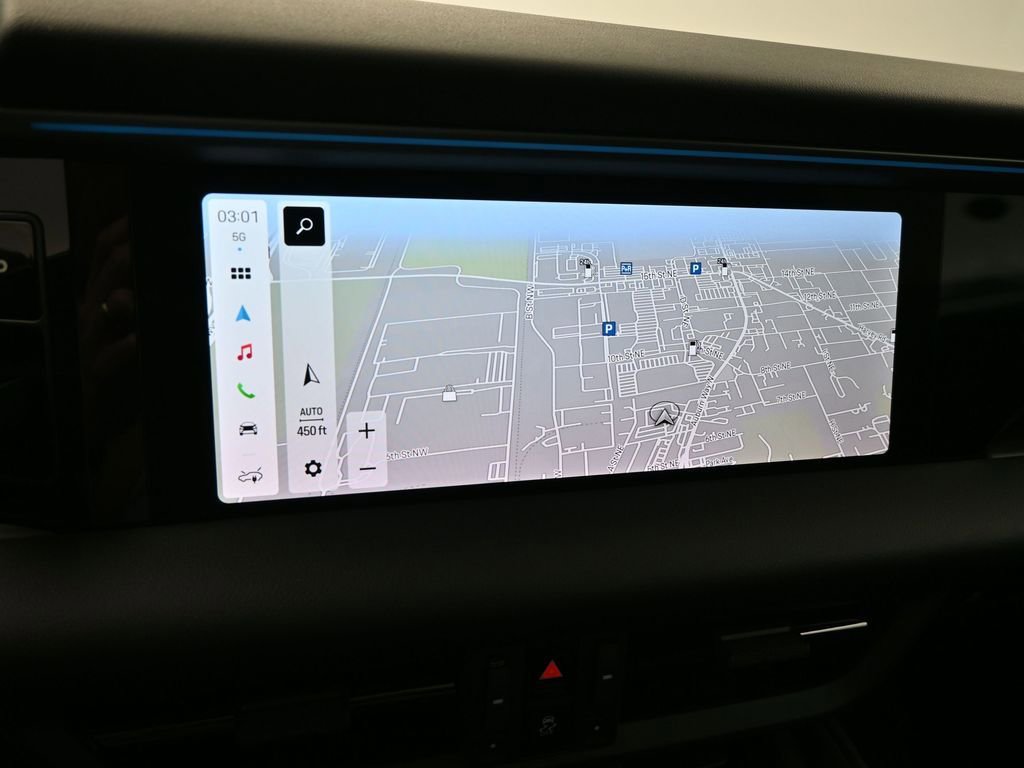 Used 2024 Porsche Macan 4 Electric w/ Premium Package image 22