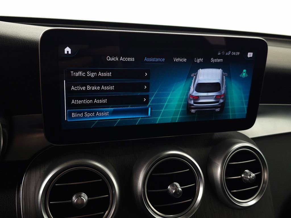 Used 2022 Mercedes-Benz GLC 300 4MATIC image 27