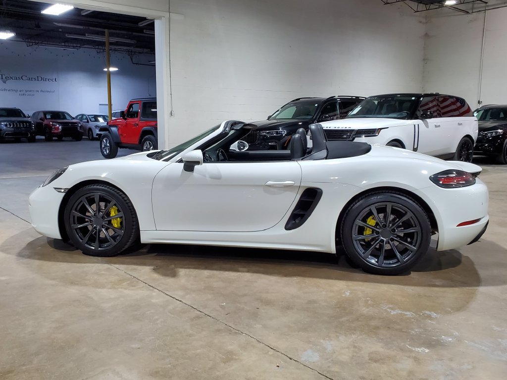 Used 2019 Porsche 718 Boxster RWD image 12