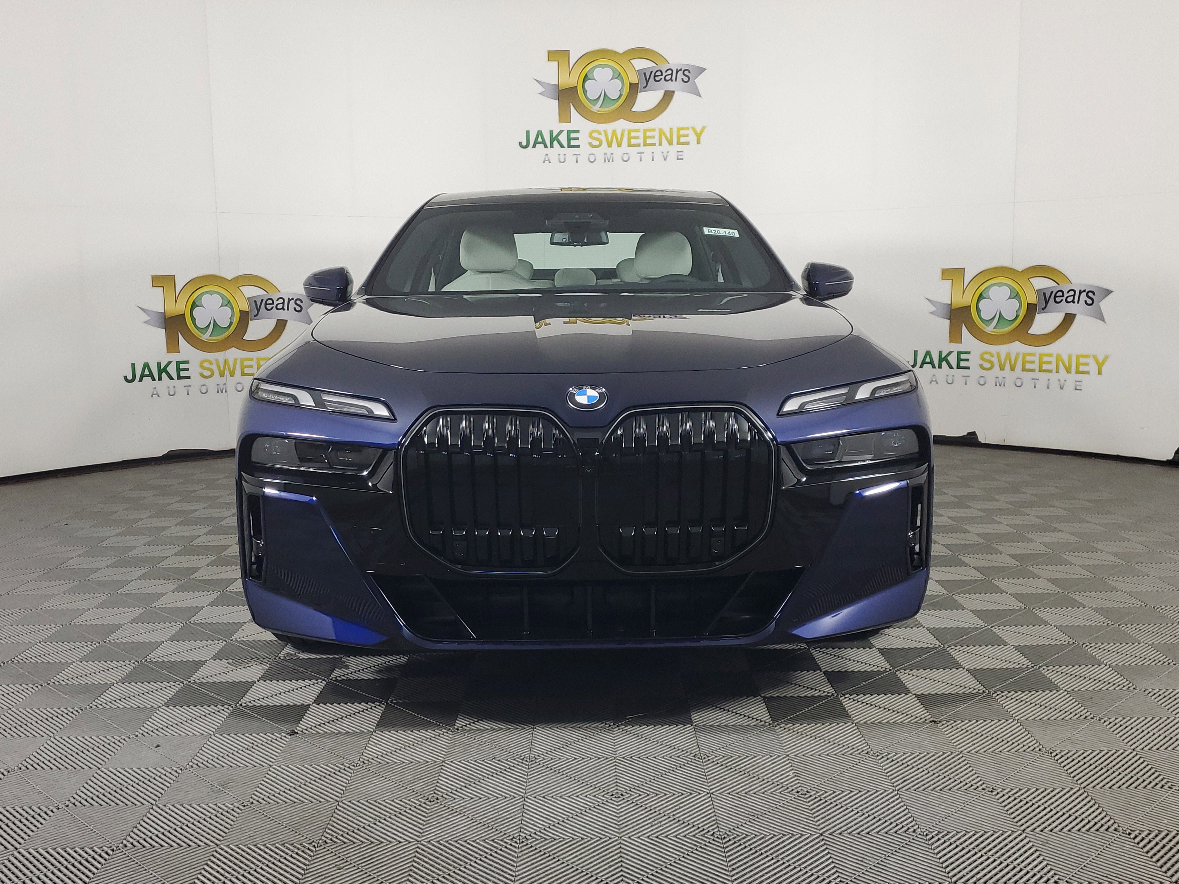 New 2026 BMW 740i xDrive image 2