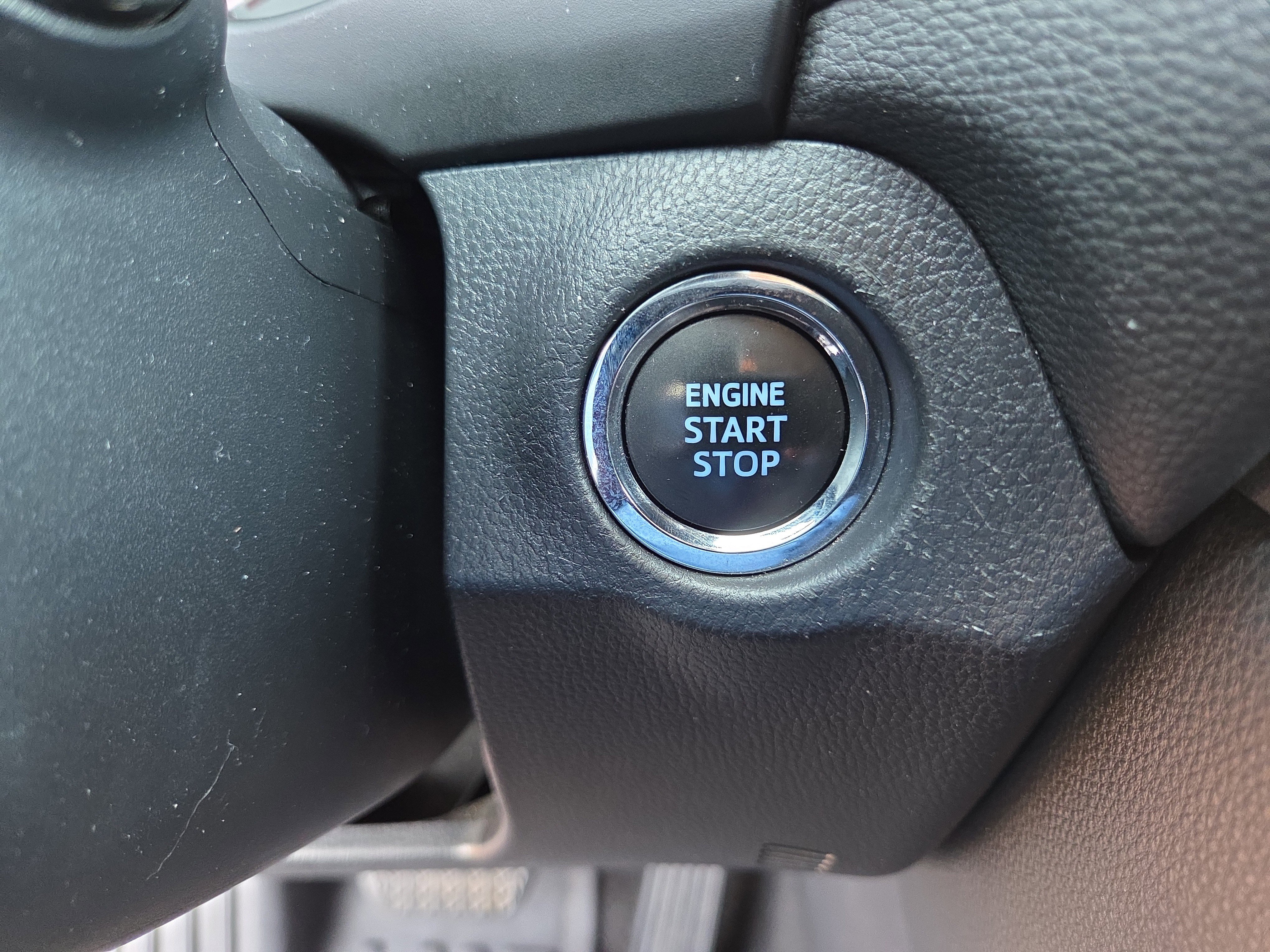 Certified 2022 Toyota RAV4 XLE w/ Convenience Package image 29