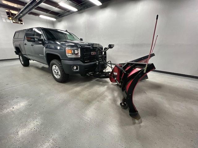 Used 2019 GMC Sierra 2500 SLE w/ SLE Preferred Package AWD/4WD image 2