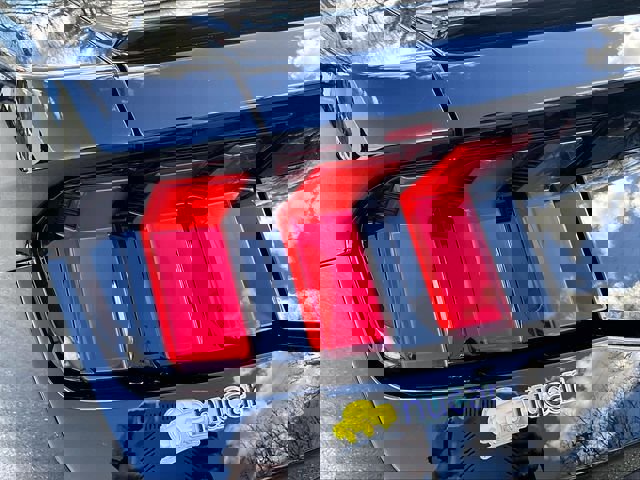 Used 2025 Ford Mustang Premium RWD image 31