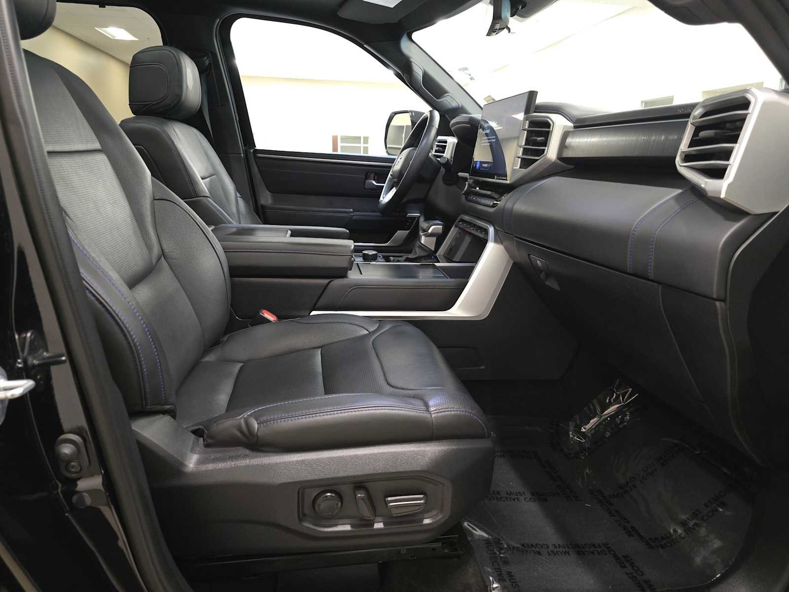Used 2023 Toyota Tundra Platinum AWD/4WD image 29